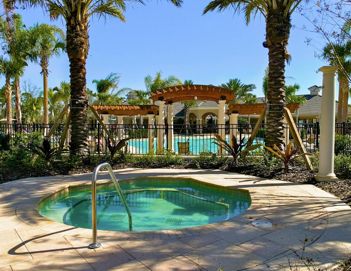 Luxurious Condo - Just 2 Miles From Disney #404 Orlando Bagian luar foto