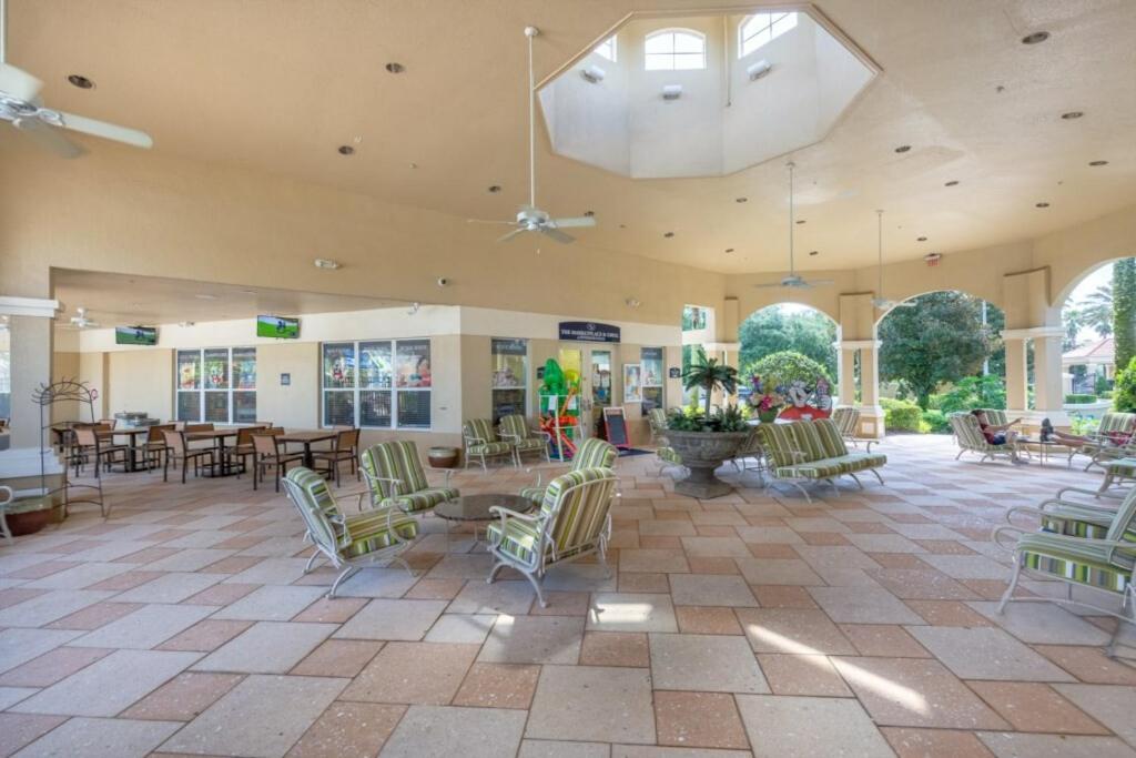 Luxurious Condo - Just 2 Miles From Disney #404 Orlando Bagian luar foto